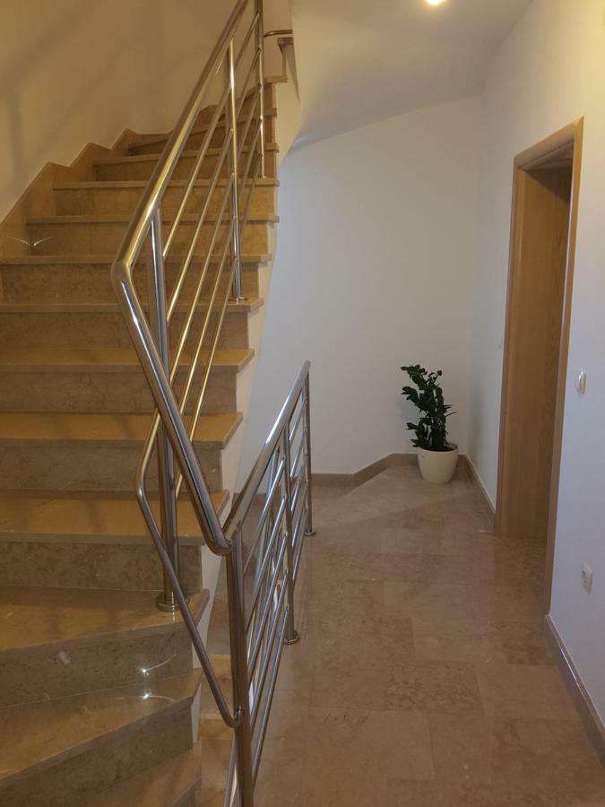 Apartmani Jadranka Starigrad Paklenica Luaran gambar