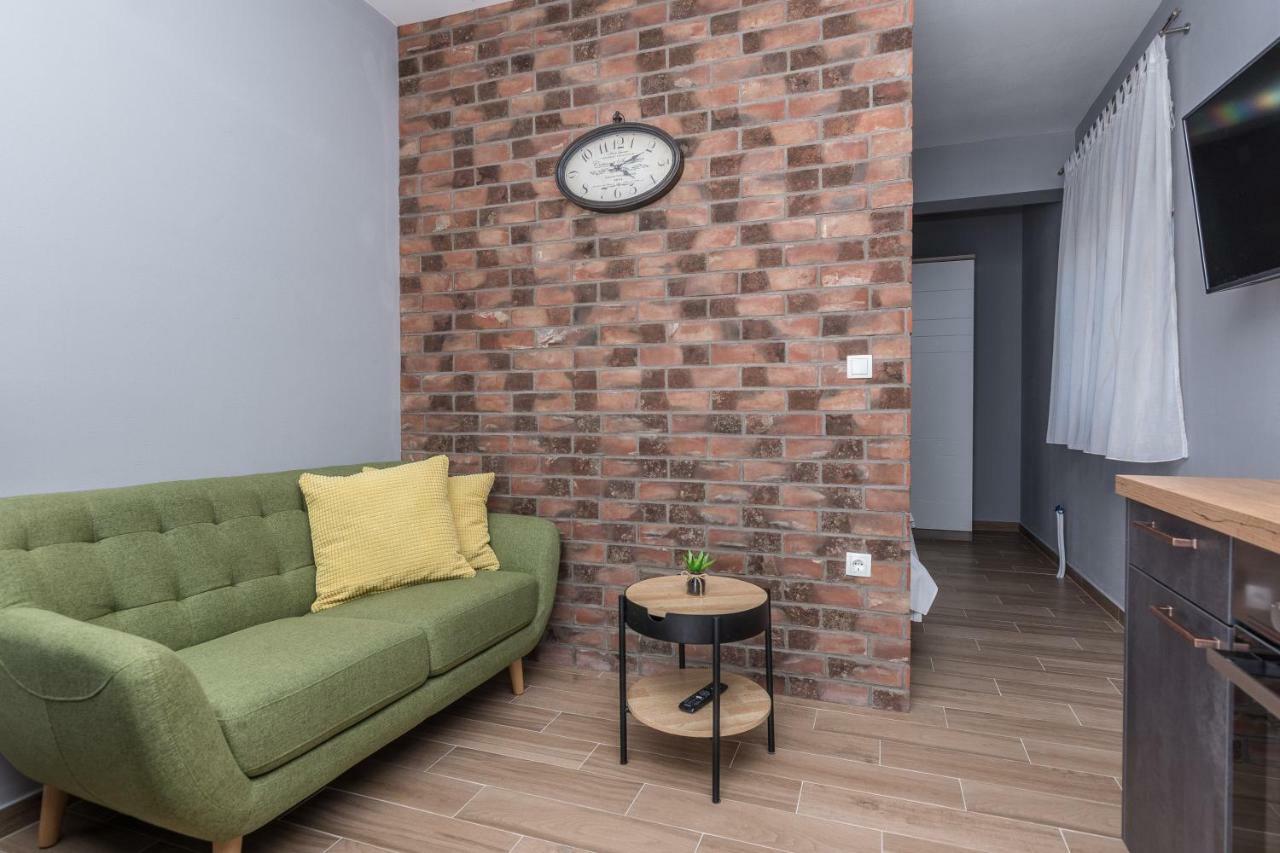 Apartmani Jadranka Starigrad Paklenica Luaran gambar